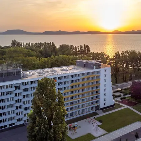 Lelle Hotel Balatonlelle