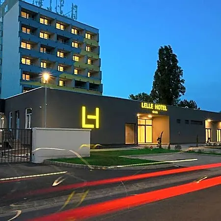Lelle Hotel